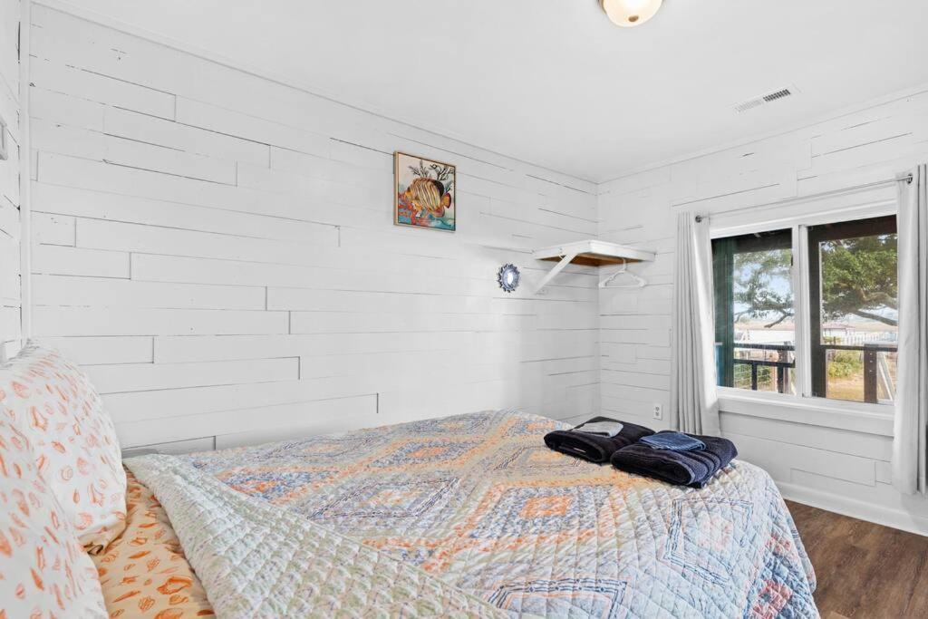Dolphin Cove - Whole Waterfront House With Dock Villa Ocean Isle Beach Dış mekan fotoğraf