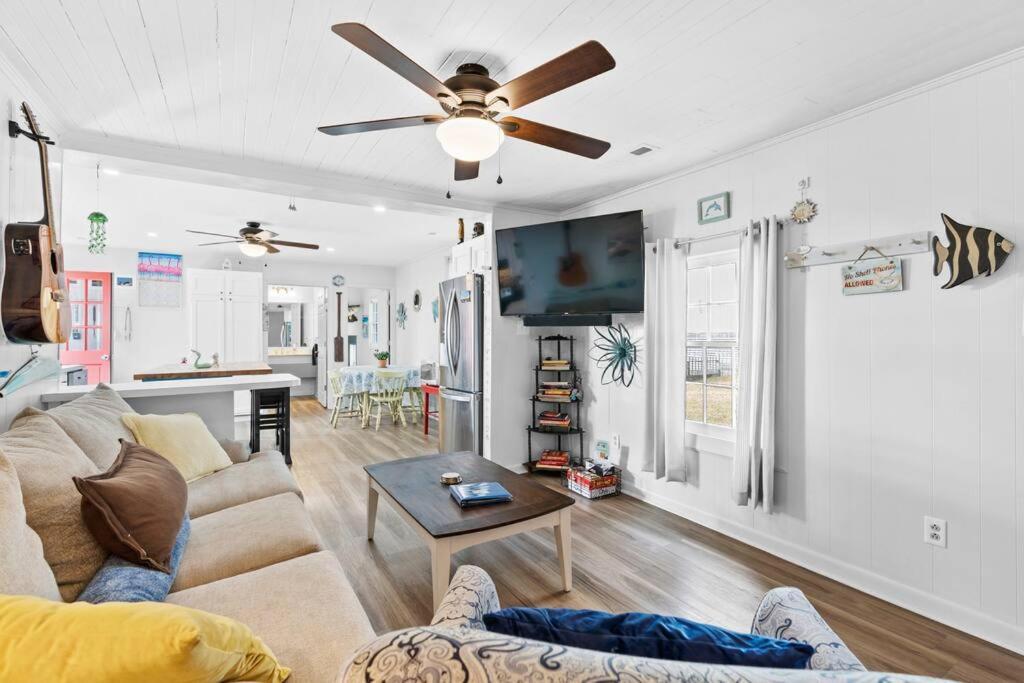 Dolphin Cove - Whole Waterfront House With Dock Villa Ocean Isle Beach Dış mekan fotoğraf